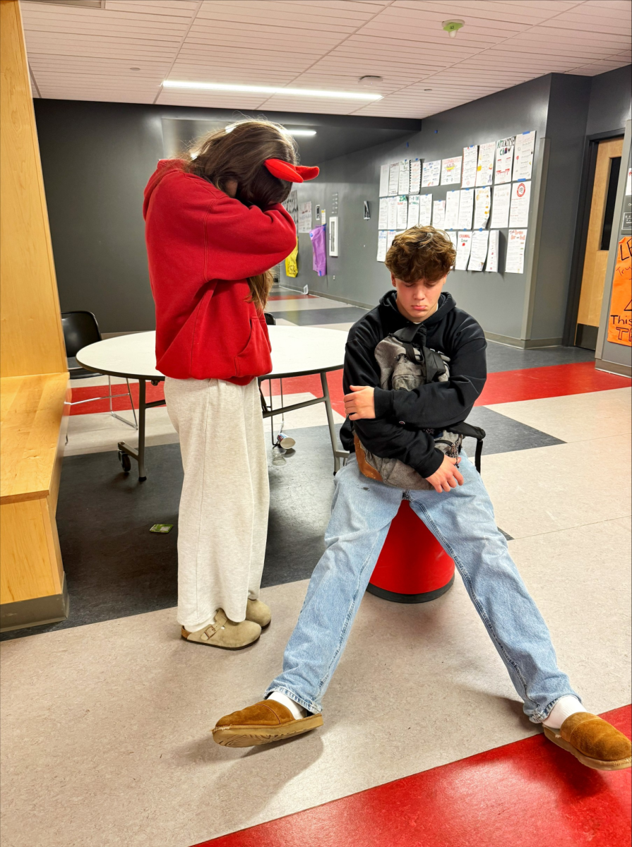 Piper McGinnis (‘26) and Theo Davis (‘26). Credit: Reina Laigo